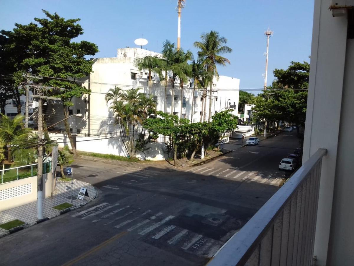 A 250M Da Praia Da Enseada グァルジャー エクステリア 写真