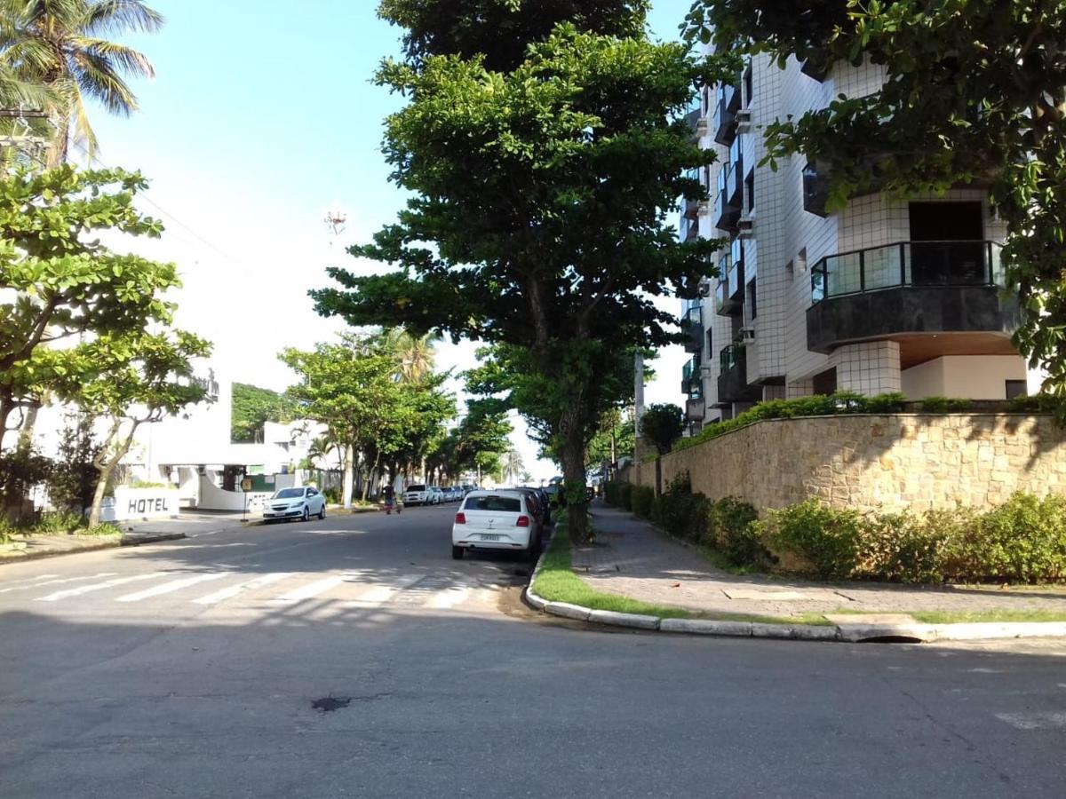 A 250M Da Praia Da Enseada グァルジャー エクステリア 写真